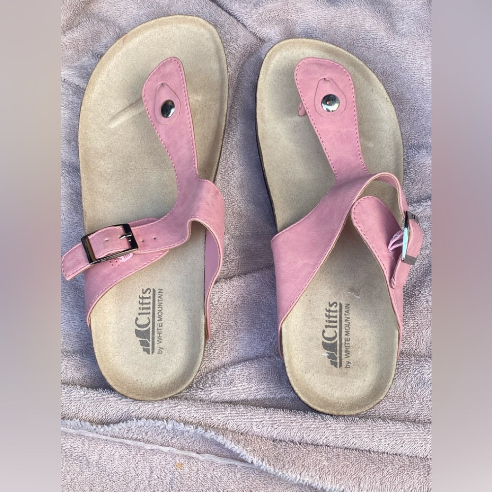 CLIFFS WHITE MOUNTAINS • SANDALS • SZ. 10W
